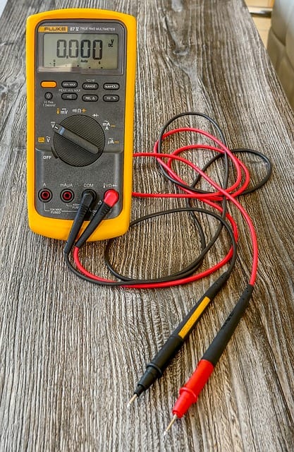 Can I test this with a multimeter? : r/AskElectricians
